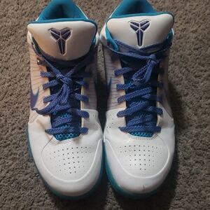 NIKE DRAFT DAY KOBES